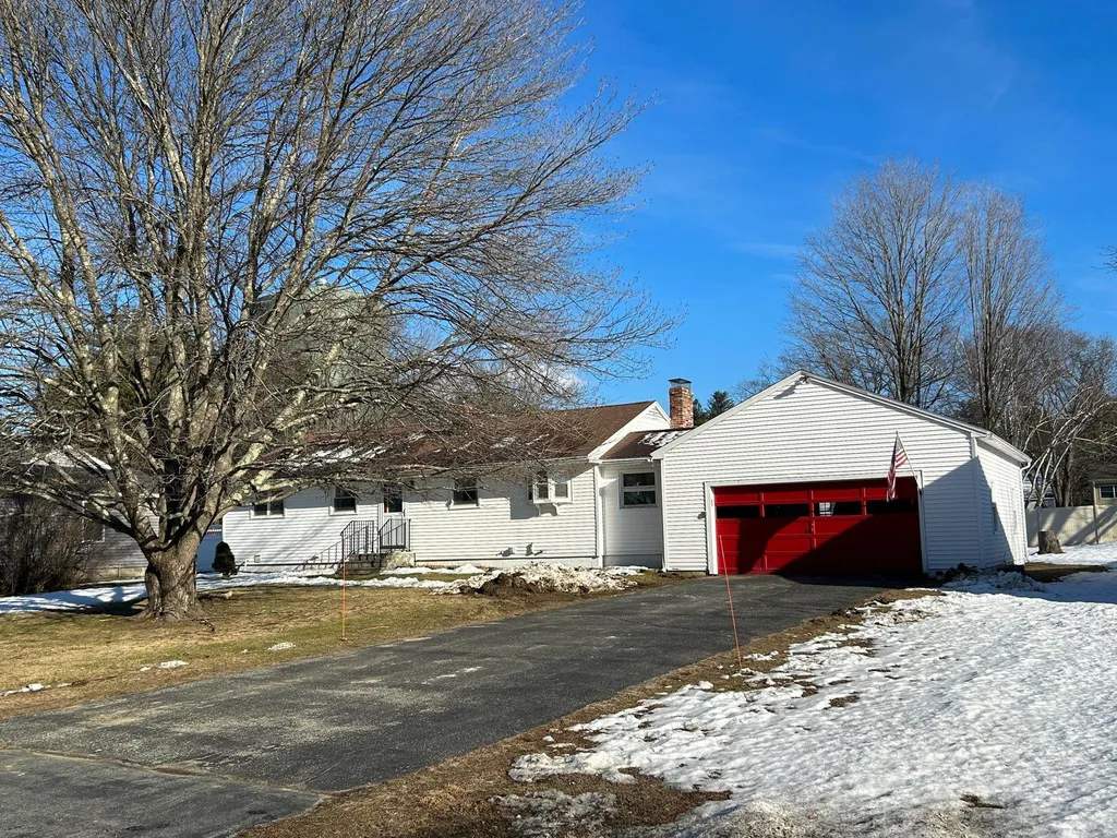 5 Wayside Drive Exeter NH 03833