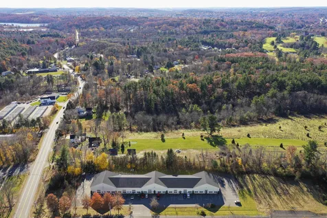 2 Red Oak Drive Plaistow NH 03865