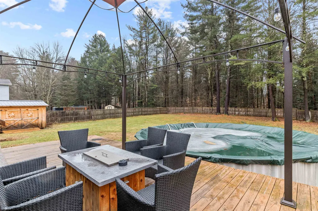 89 Woodcrest Circle Milton VT 05468