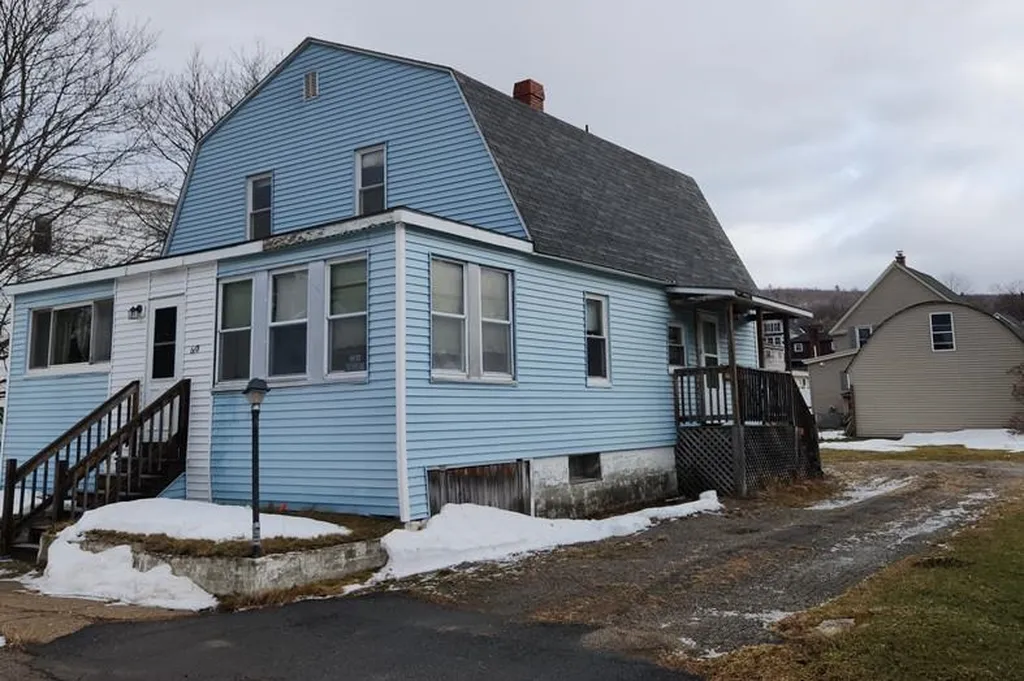 668 Cheshire Street Berlin NH 03570