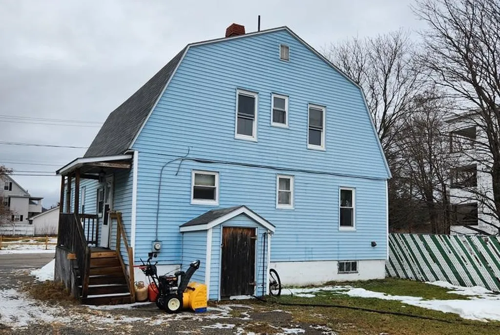 668 Cheshire Street Berlin NH 03570