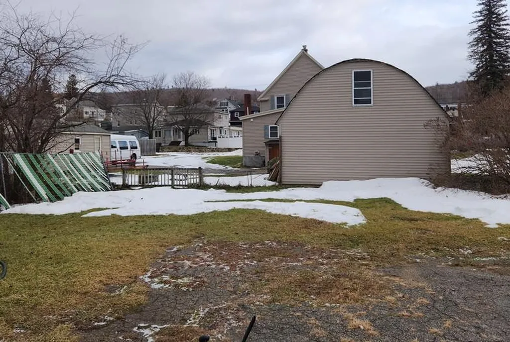 668 Cheshire Street Berlin NH 03570