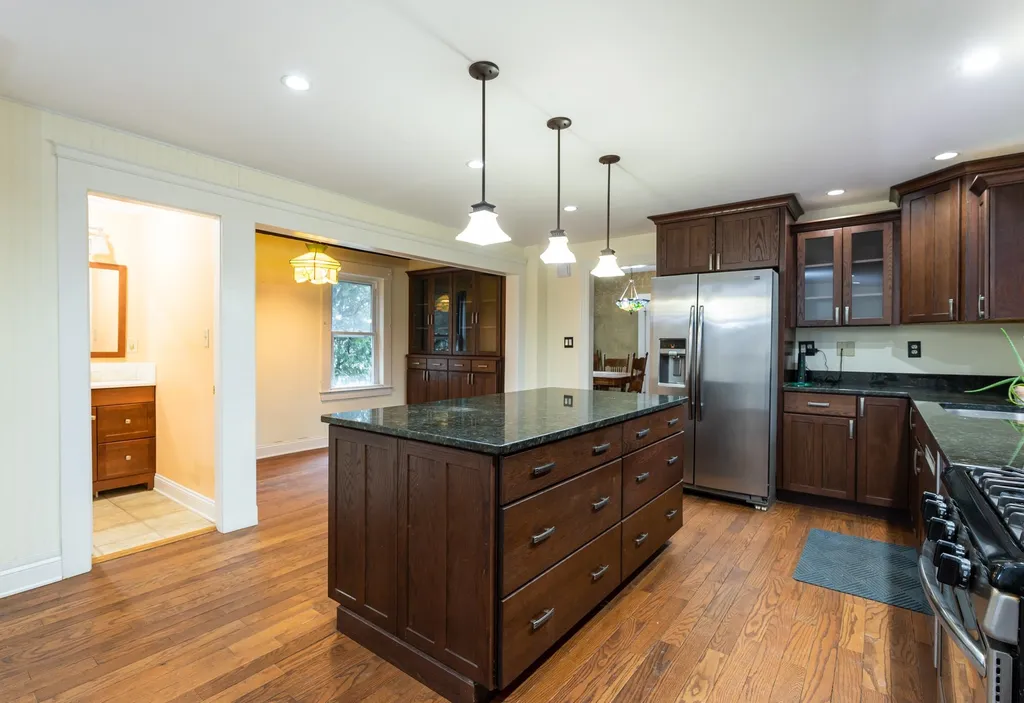 37 Johnson Street Milford NH 03055