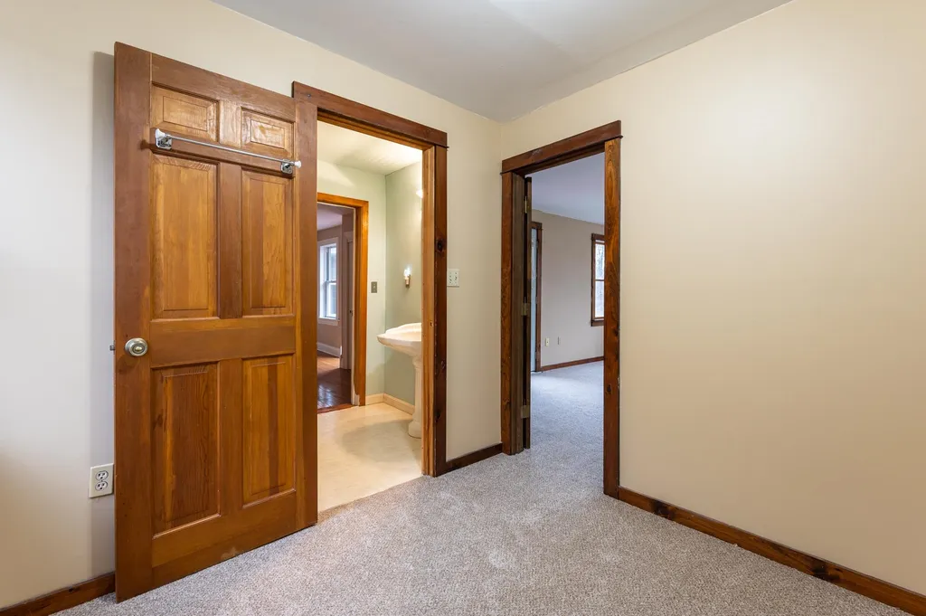 37 Johnson Street Milford NH 03055
