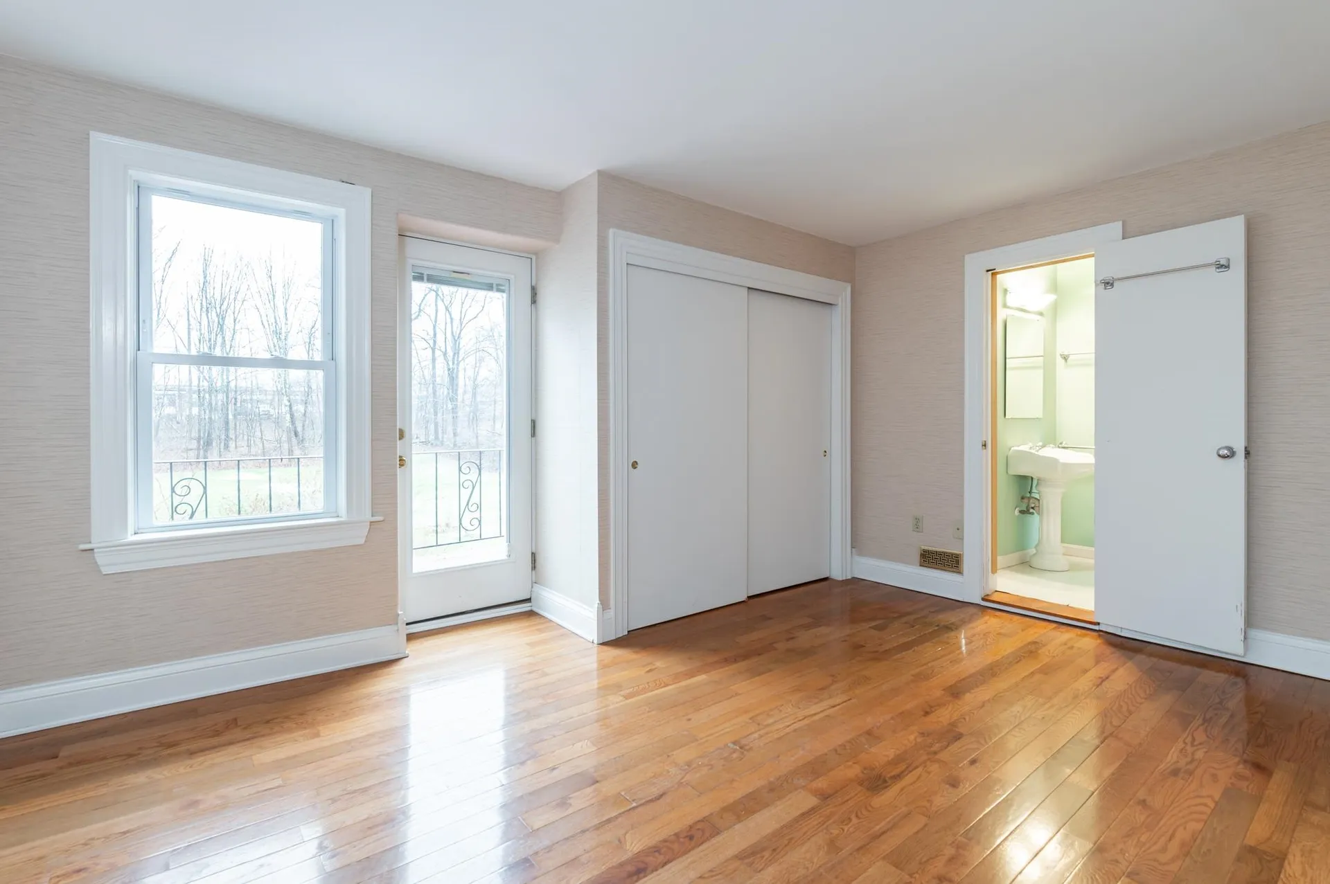 37 Johnson Street Milford NH 03055