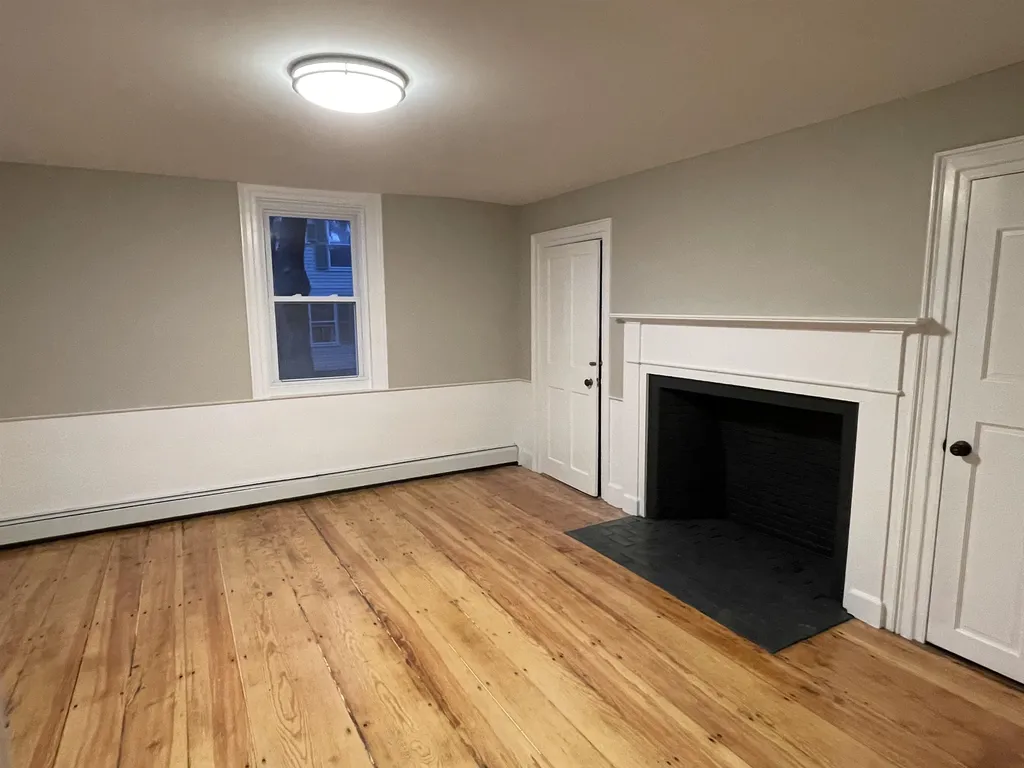 130 South Street Milford NH 03055