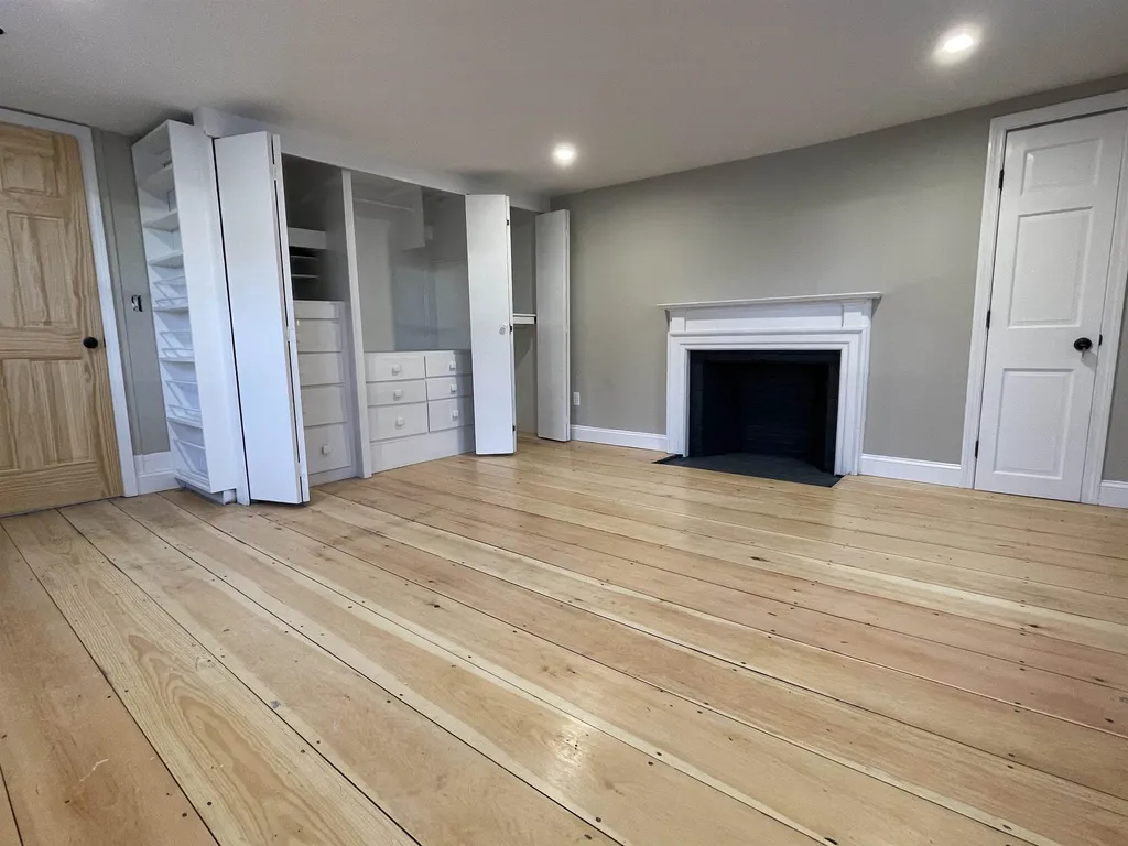 130 South Street Milford NH 03055
