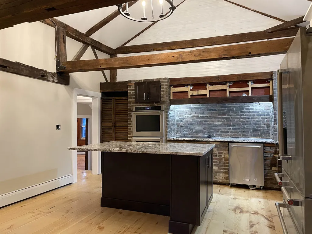 130 South Street Milford NH 03055