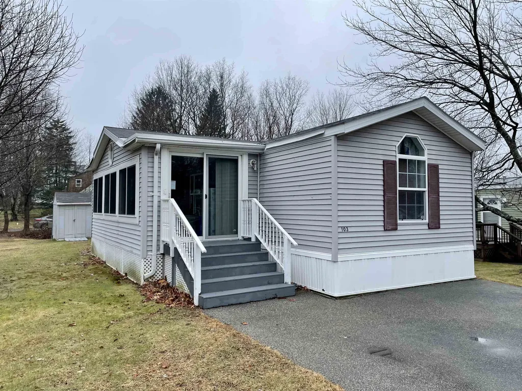 103 Hayes Park Exeter NH 03833