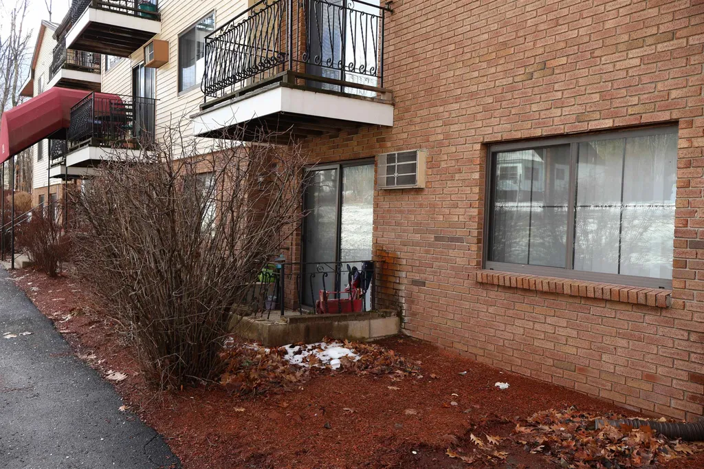 124 Mammoth Road Hooksett NH 03106