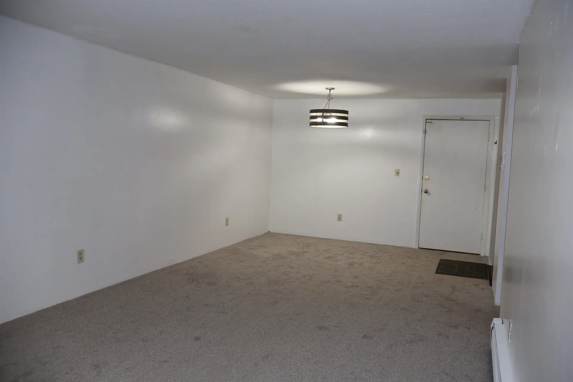 124 Mammoth Road Hooksett NH 03106