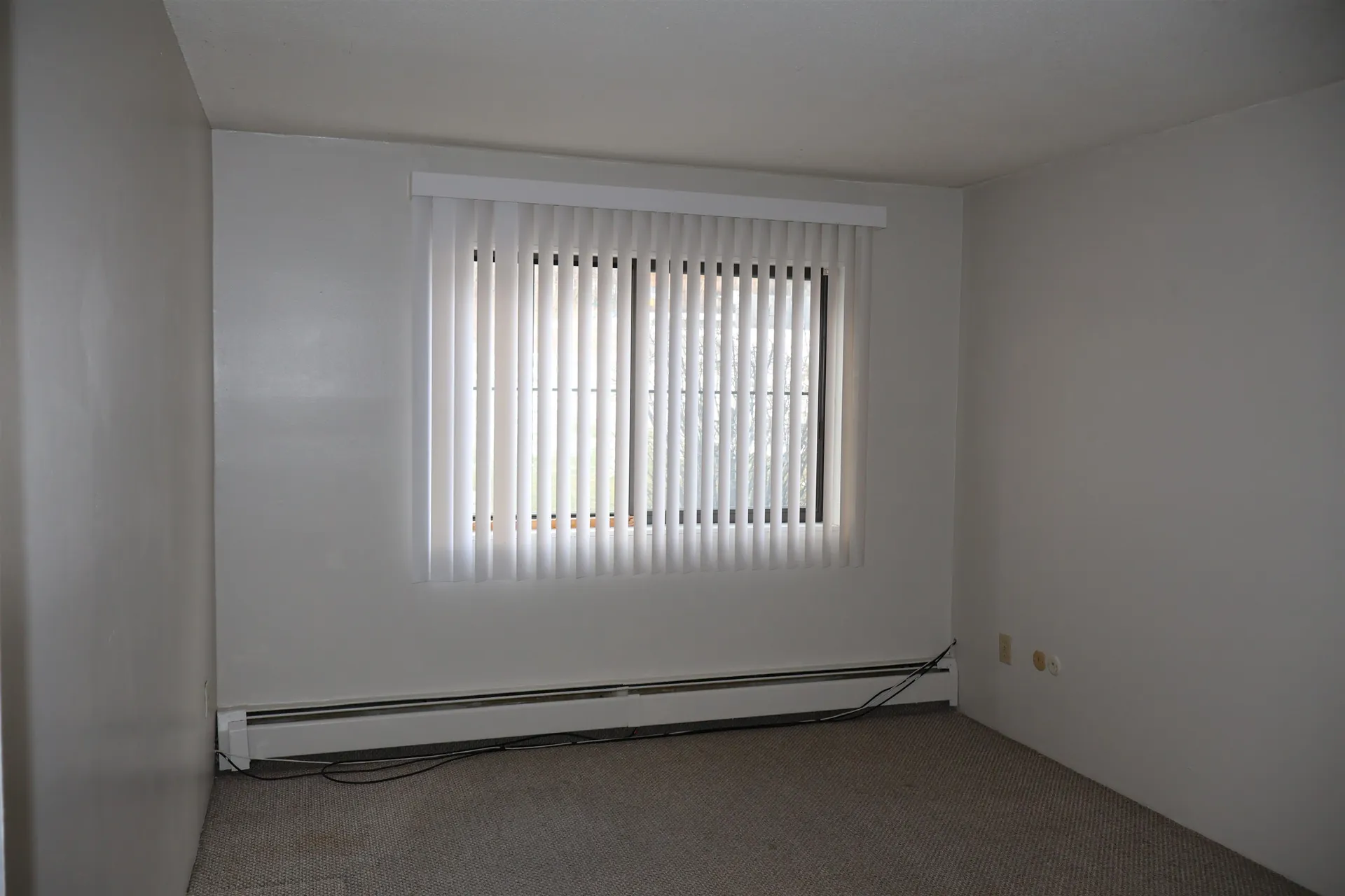 124 Mammoth Road Hooksett NH 03106