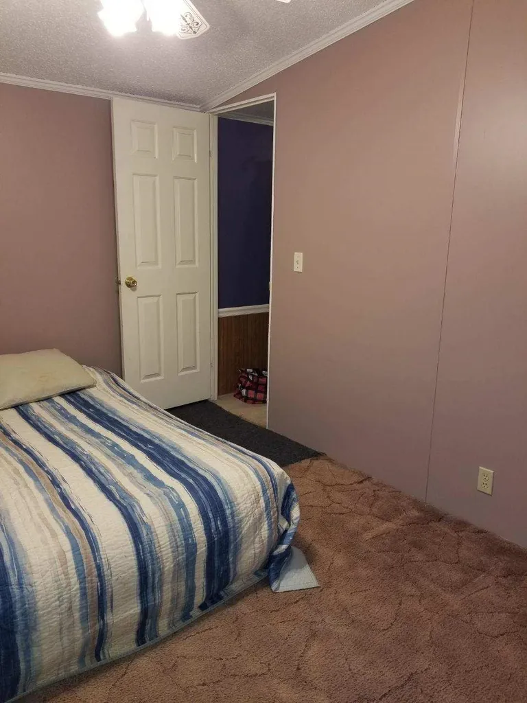 83 Aspen Lane Hartford VT 05001