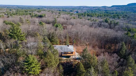 20 Harvey Road Deerfield NH 03037