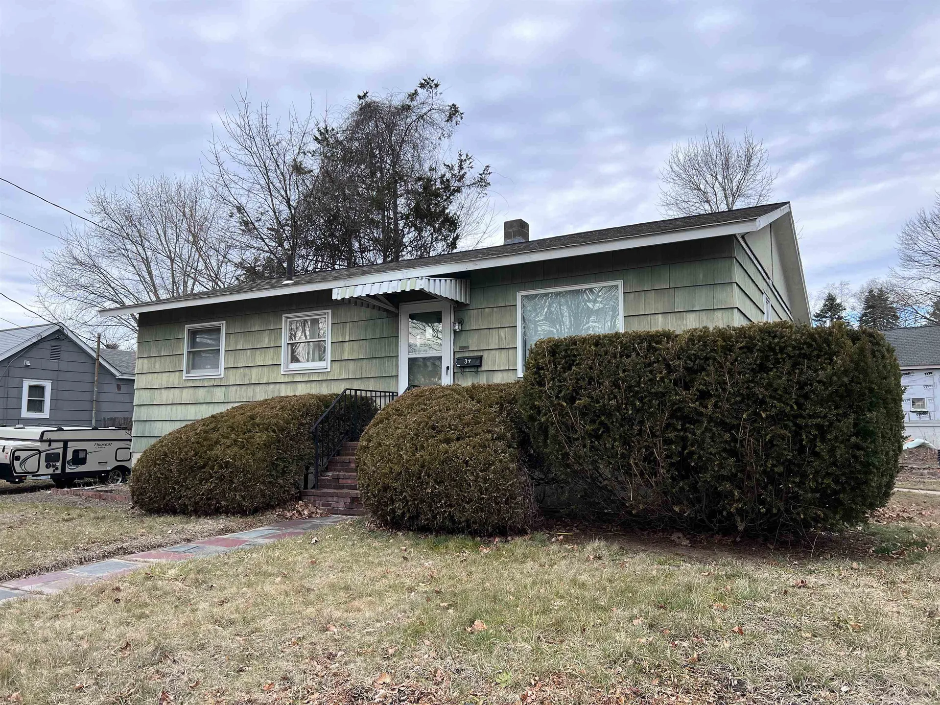 37 Clover Street Exeter NH 03833