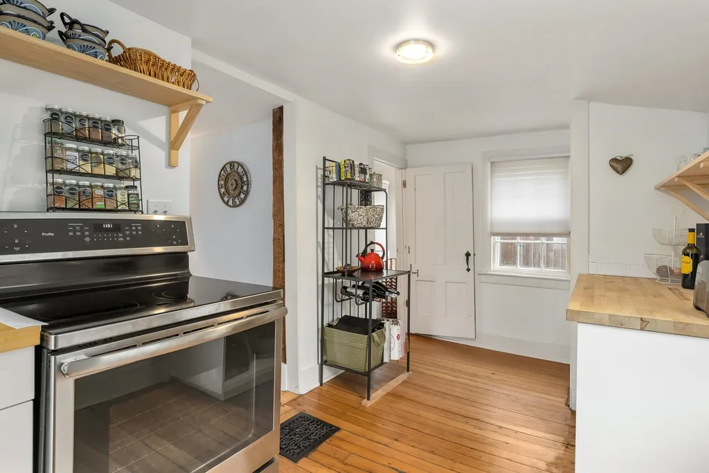 192 New Castle Avenue Portsmouth NH 03801