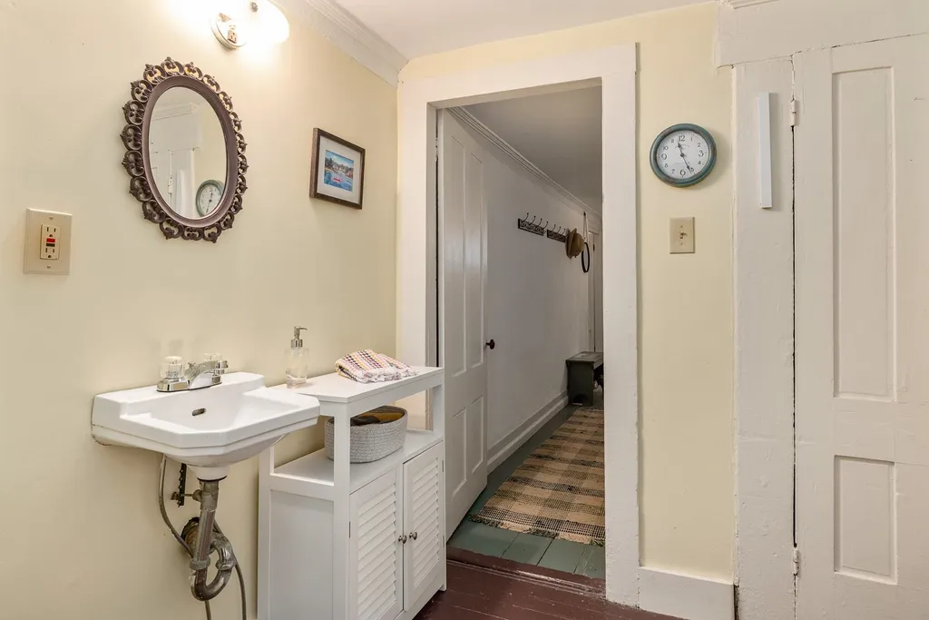 192 New Castle Avenue Portsmouth NH 03801