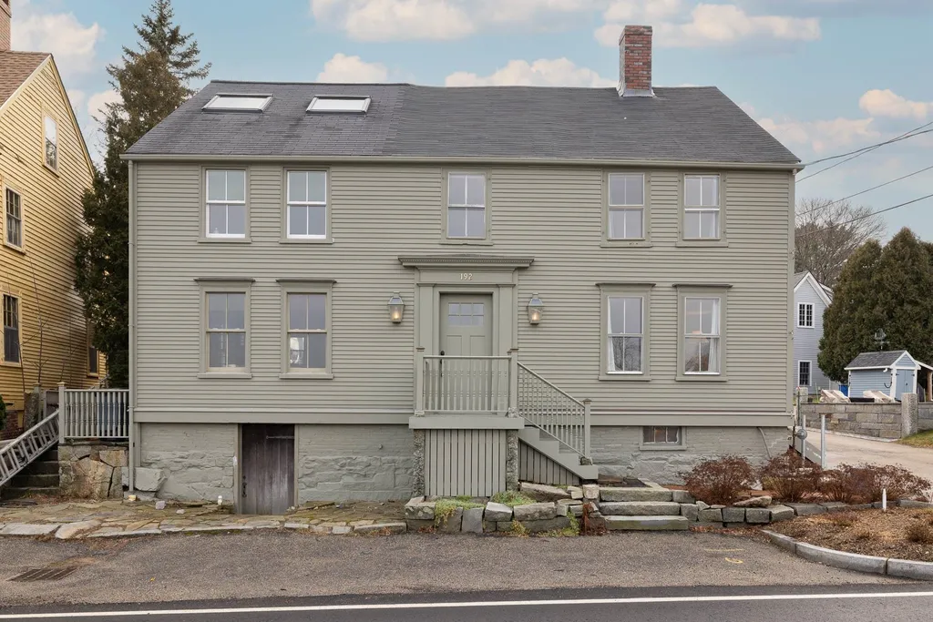 192 New Castle Avenue Portsmouth NH 03801
