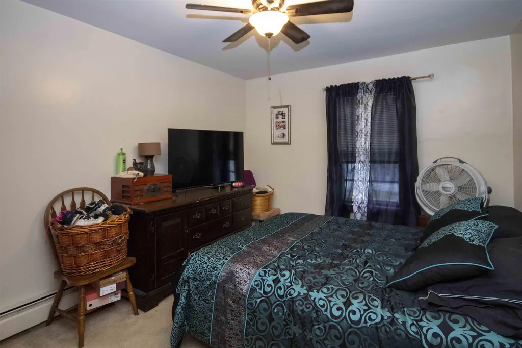 14 Proctor Street Nashua NH 03060