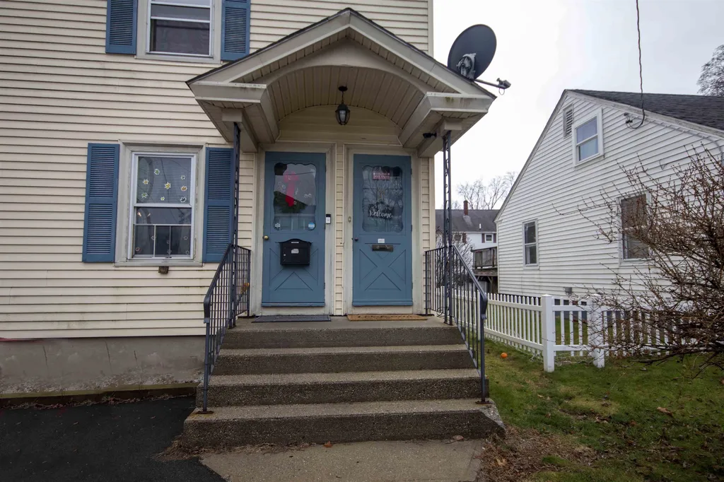 14 Proctor Street Nashua NH 03060
