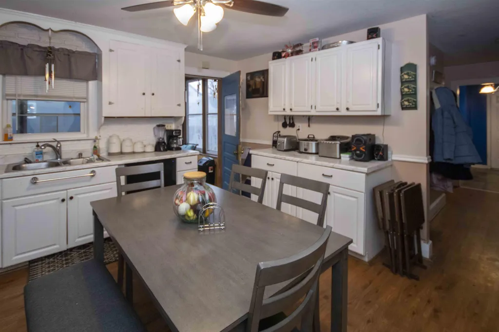 14 Proctor Street Nashua NH 03060