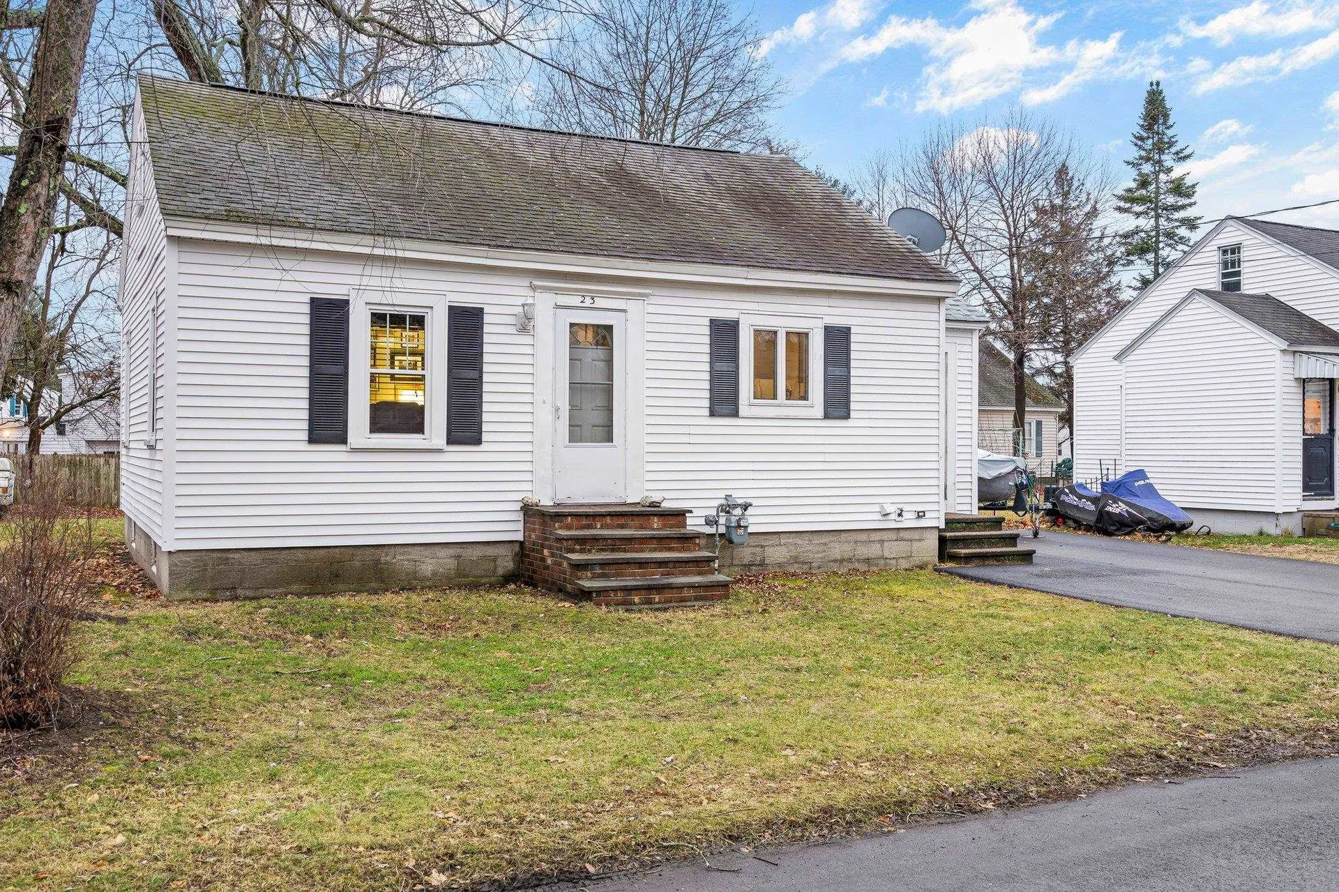 23 Booth Street Nashua NH 03060