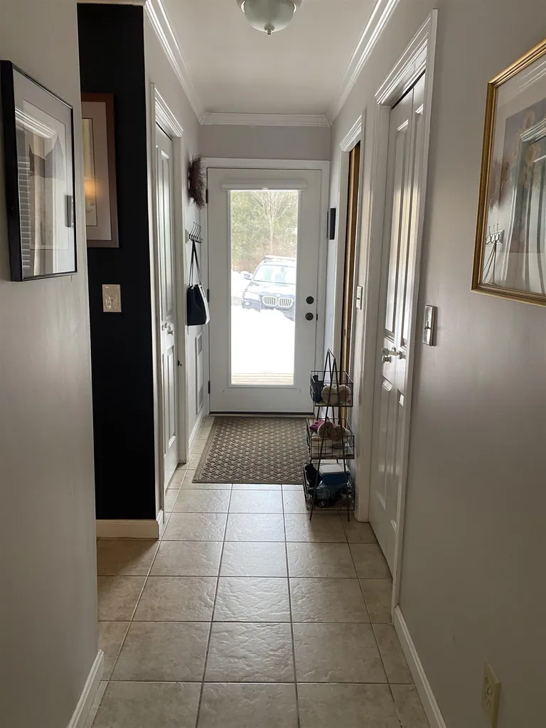 33 Marsten Lane Enfield NH 03748