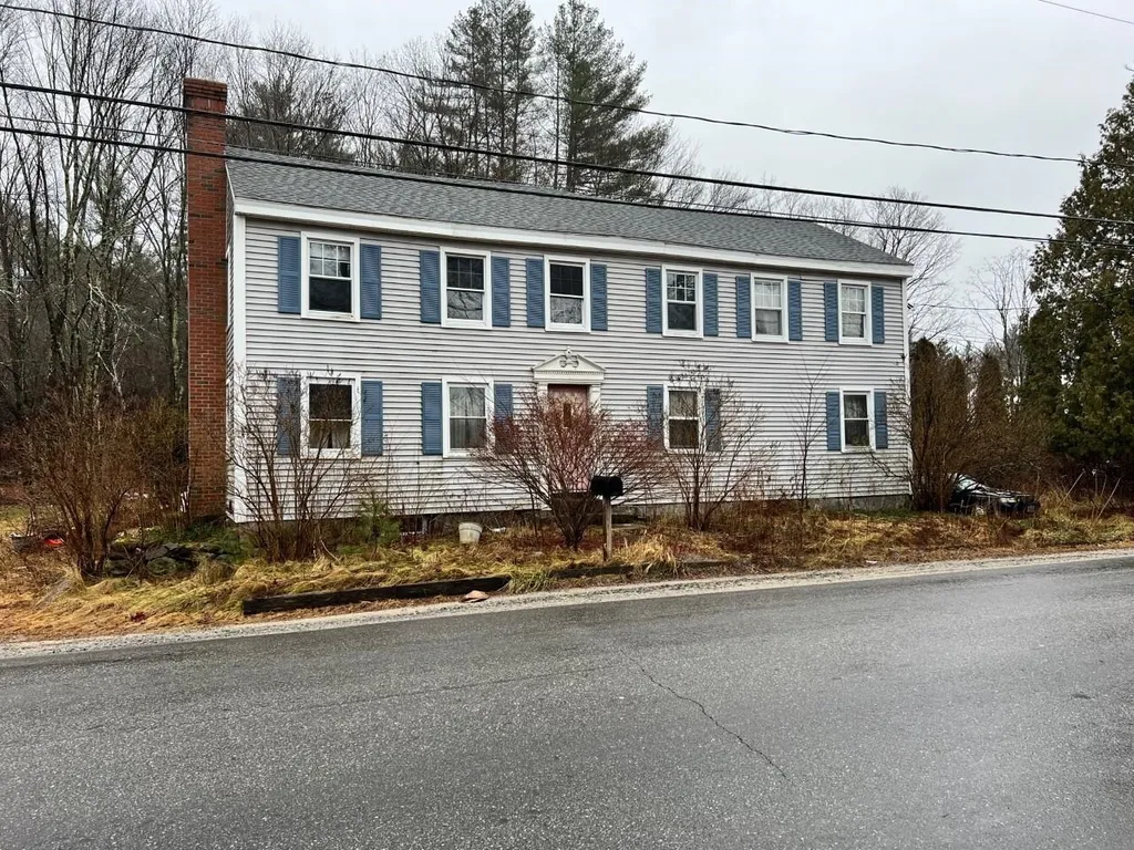 16 River Road Weare NH 03281