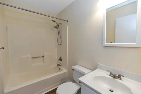 66 Preston Street Hillsborough NH 03244