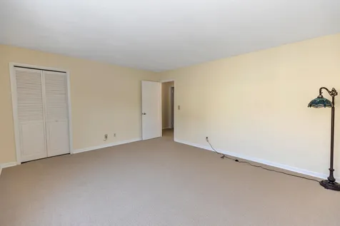 66 Preston Street Hillsborough NH 03244