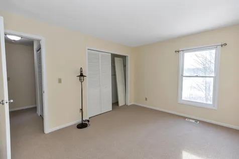 66 Preston Street Hillsborough NH 03244