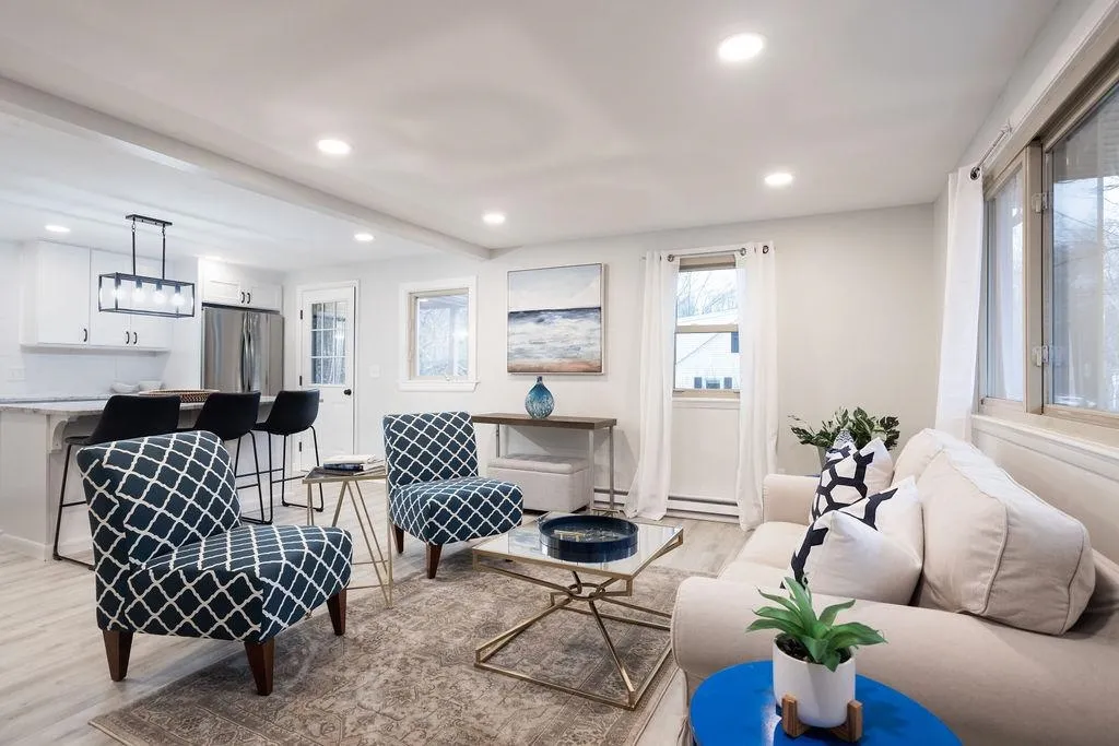 85 Maple Street Somersworth NH 03878