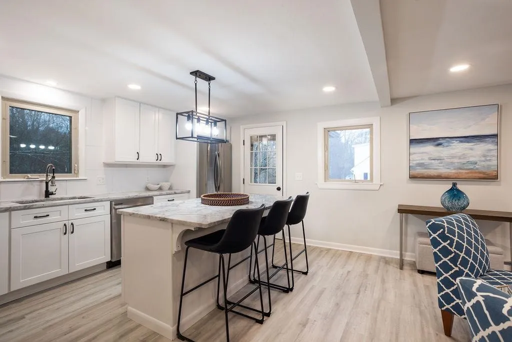 85 Maple Street Somersworth NH 03878