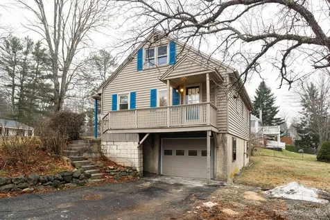 85 Maple Street Somersworth NH 03878