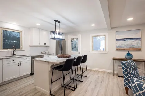 85 Maple Street Somersworth NH 03878