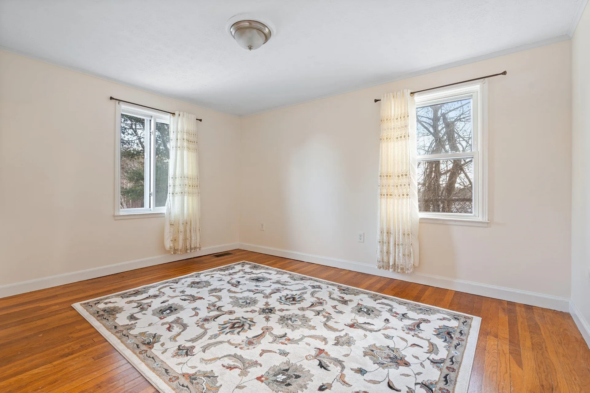 414 S Mammoth Road Manchester NH 03109