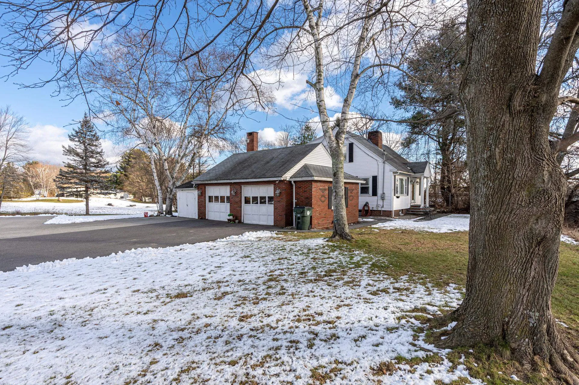 414 S Mammoth Road Manchester NH 03109