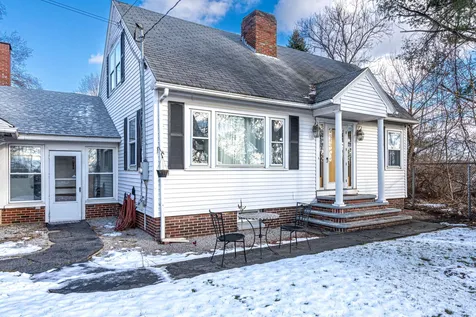 414 S Mammoth Road Manchester NH 03109