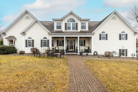 18 Blue Heron Avenue Hampstead NH 03841
