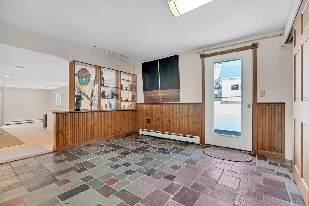 204 Hewitt Hill Road Pomfret VT 05053