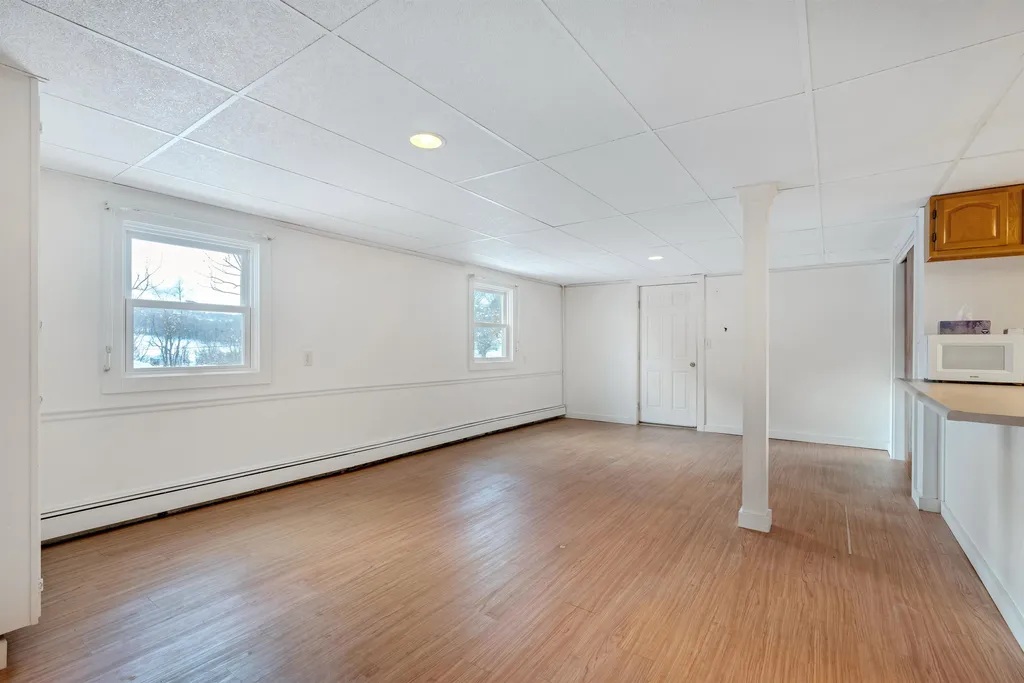 204 Hewitt Hill Road Pomfret VT 05053