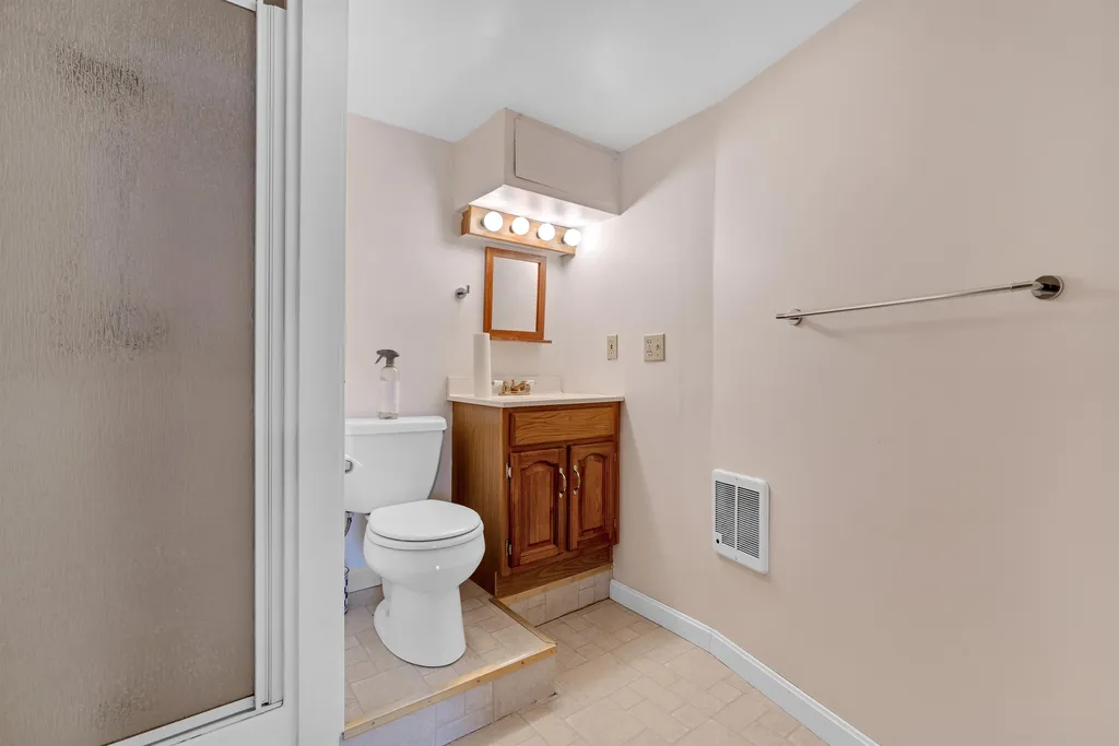 204 Hewitt Hill Road Pomfret VT 05053