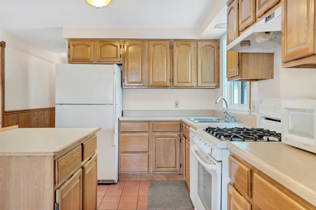 204 Hewitt Hill Road Pomfret VT 05053