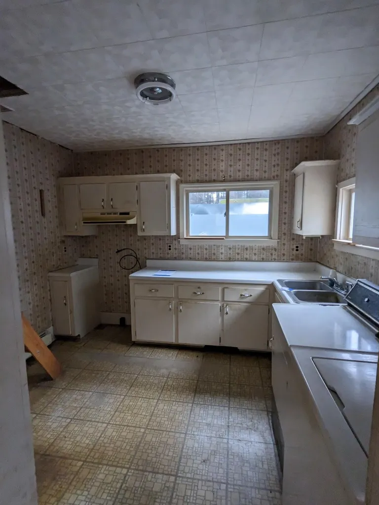916 White Mountain Highway Milton NH 03851