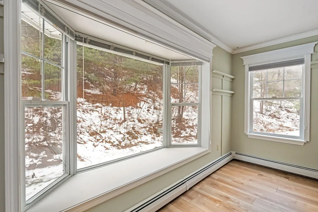 30 Lily Lane Lebanon NH 03784