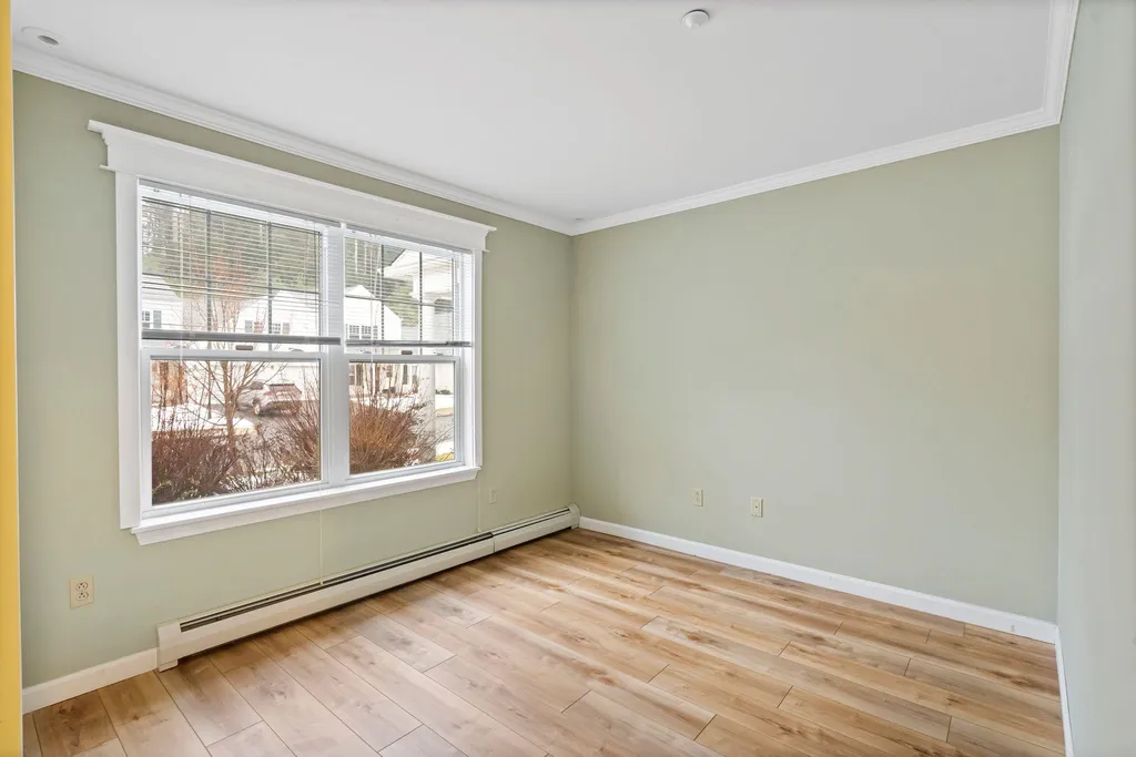 30 Lily Lane Lebanon NH 03784