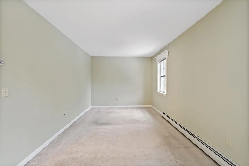 30 Lily Lane Lebanon NH 03784