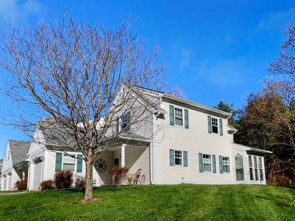 30 Lily Lane Lebanon NH 03784