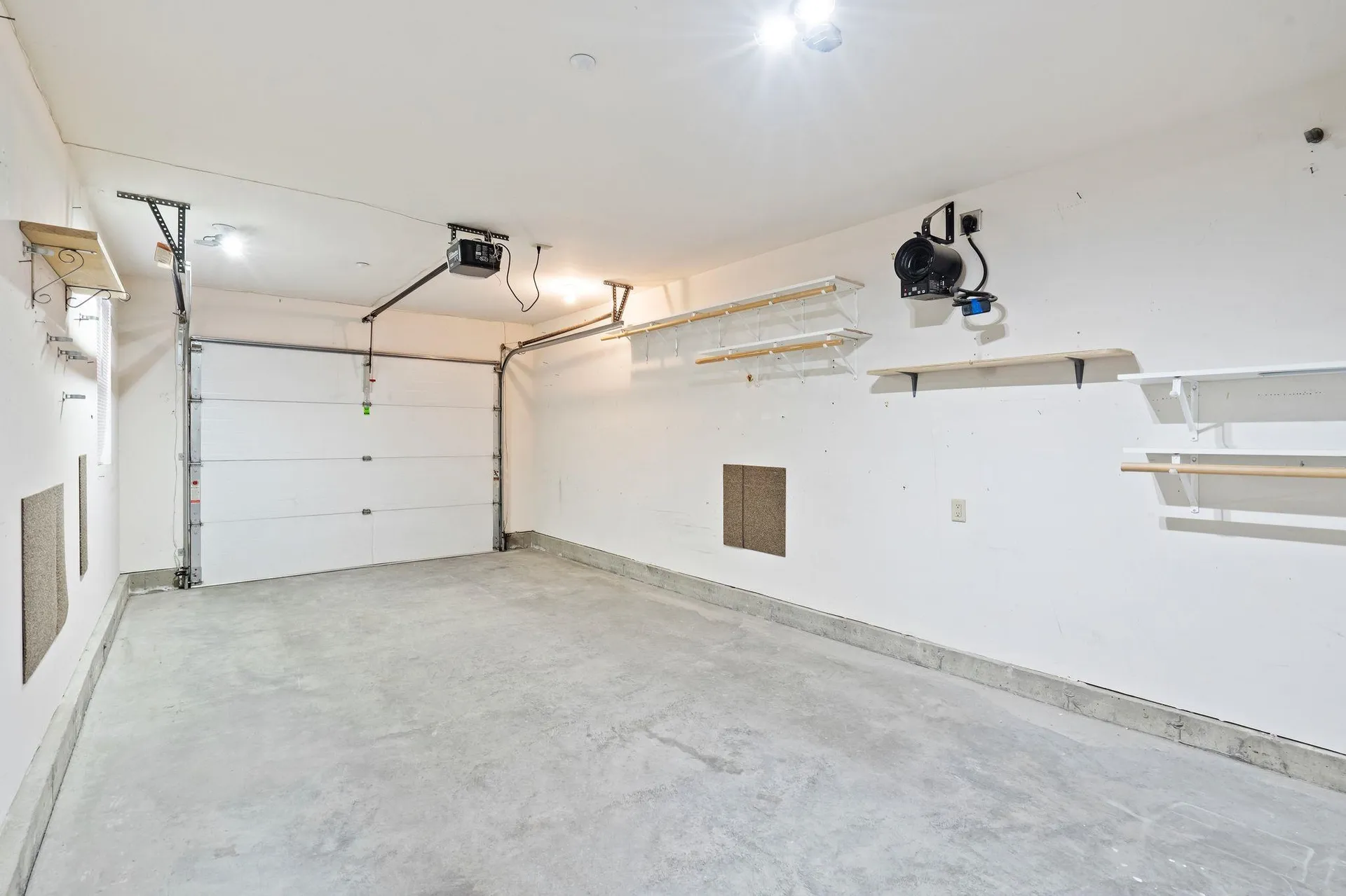 30 Lily Lane Lebanon NH 03784