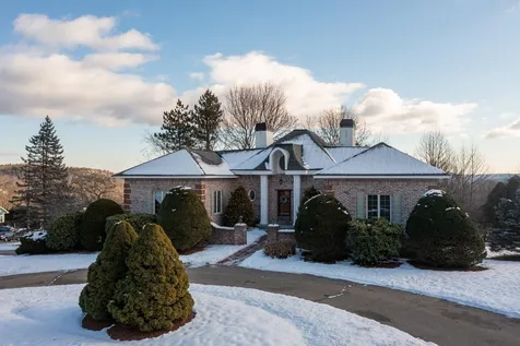 146 Highview Terrace Manchester NH 03104